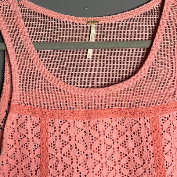 Free People Pink Lace and Mesh Cropped Tank Size Medium - Picture 3 of 8